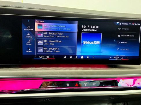 Used 2023 BMW 760i xDrive image 17