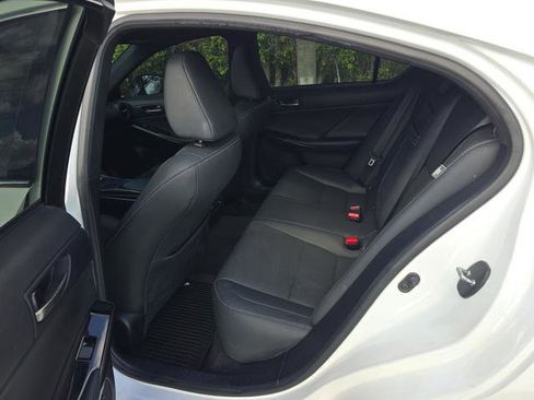 Used 2024 Lexus IS 350 F Sport RWD image 7