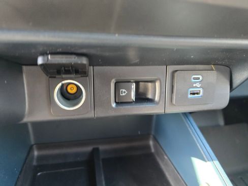 Used 2024 Ford Maverick Lariat w/ Black Appearance Package image 29