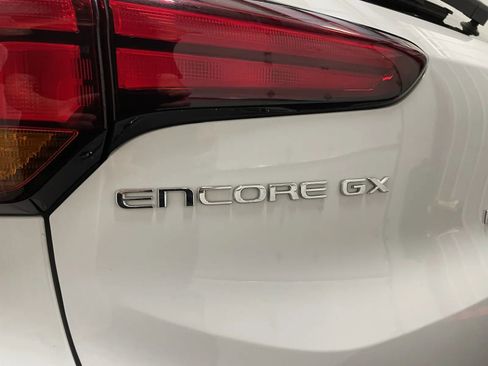 Used 2024 Buick Encore GX Preferred FWD image 13