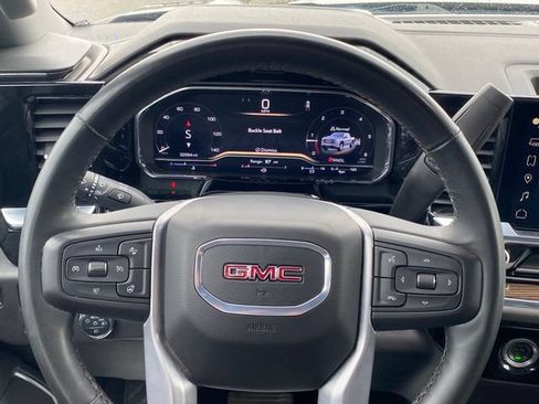 Certified 2024 GMC Sierra 1500 Elevation AWD/4WD image 8