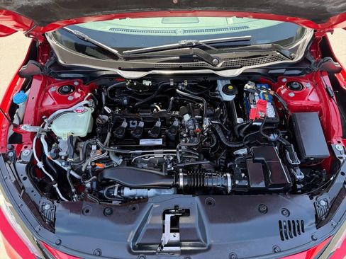 Used 2019 Honda Civic Touring image 21