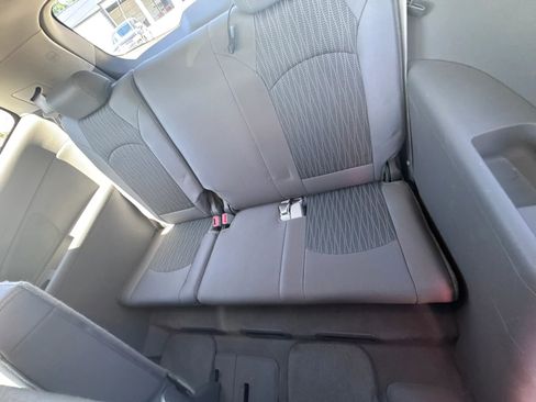 Used 2013 Chevrolet Traverse LS FWD image 26
