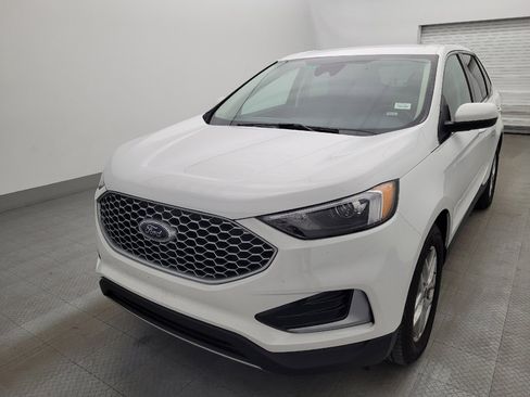 Used 2024 Ford Edge SEL image 15