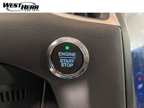 Used 2024 Ford Edge SEL w/ Convenience Package AWD/4WD image 9