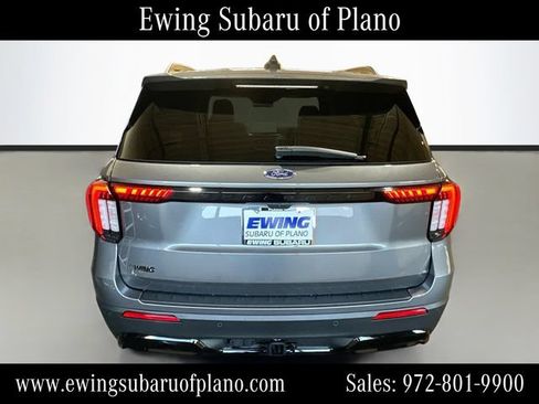 Used 2025 Ford Explorer ST-Line w/ Premium Package RWD image 6
