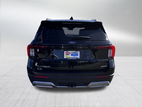 Certified 2025 Ford Explorer Platinum w/ LUX Leather Package image 6