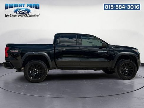 Used 2024 Chevrolet Colorado Trail Boss w/ Advanced Trailering Package AWD/4WD image 6