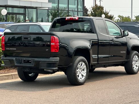 Used 2022 Chevrolet Colorado LT w/ Fleet Safety Package RWD image 4