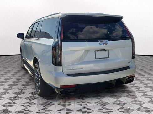 Certified 2023 Cadillac Escalade ESV Sport Platinum AWD/4WD image 4