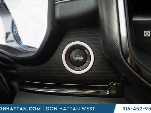 Used 2022 RAM 1500 Limited w/ Body Color Bumper Group AWD/4WD image 10