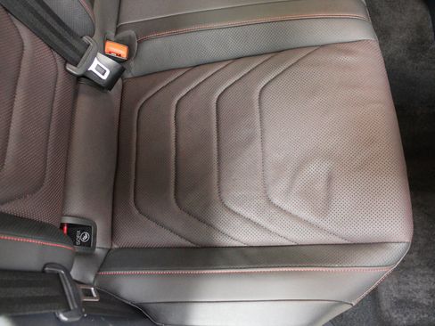 Used 2023 Volkswagen Jetta GLI Autobahn image 27