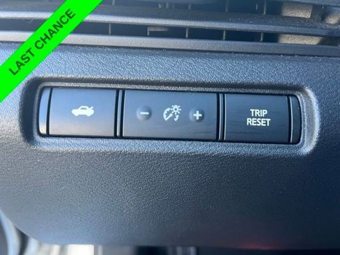 Used 2023 Nissan Altima 2.5 SV image 15