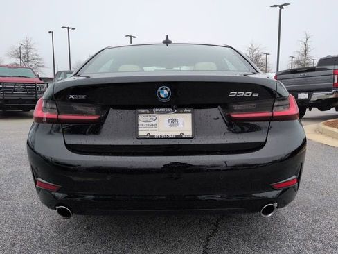 Used 2022 BMW 330e xDrive w/ Premium Package image 6