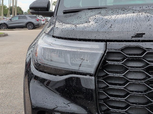 New 2027 Ford Explorer ST-Line w/ Premium Package RWD image 10