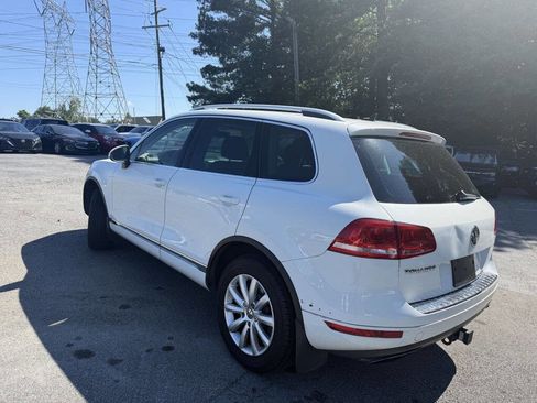 Used 2012 Volkswagen Touareg VR6 AWD/4WD image 7