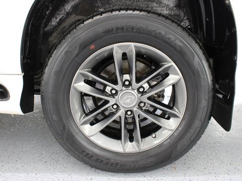 Used 2017 Lexus GX 460 Premium image 80