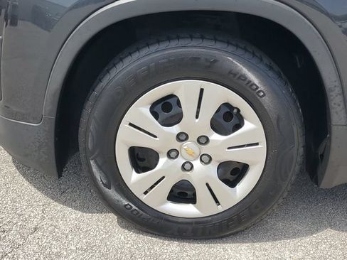 Used 2016 Chevrolet Trax LS FWD image 7