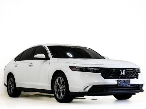 Used 2024 Honda Accord EX image 1