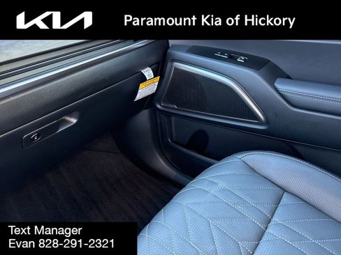 Used 2025 Kia Telluride EX X-Line image 31
