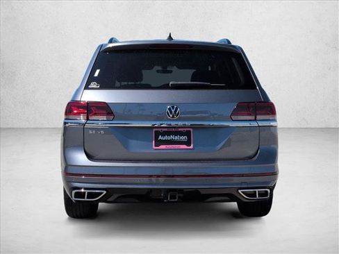 Used 2021 Volkswagen Atlas SE w/ Panoramic Sunroof Package FWD image 7