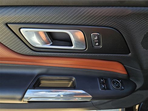 Used 2024 Ford Mustang Premium image 11