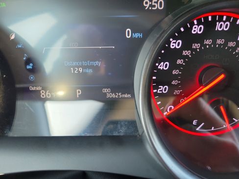 Used 2023 Toyota Camry XSE FWD image 28