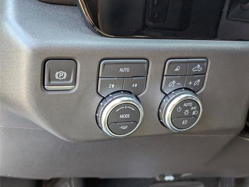 Used 2024 GMC Sierra 1500 SLT w/ SLT Premium Plus Package image 24