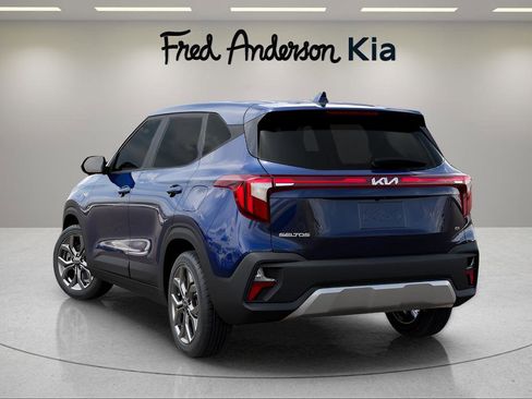 New 2026 Kia Seltos LX image 4
