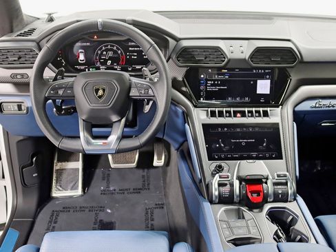 Used 2024 Lamborghini Urus S image 17