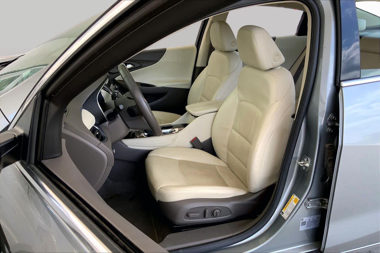 Used 2024 Chevrolet Malibu LT FWD image 8