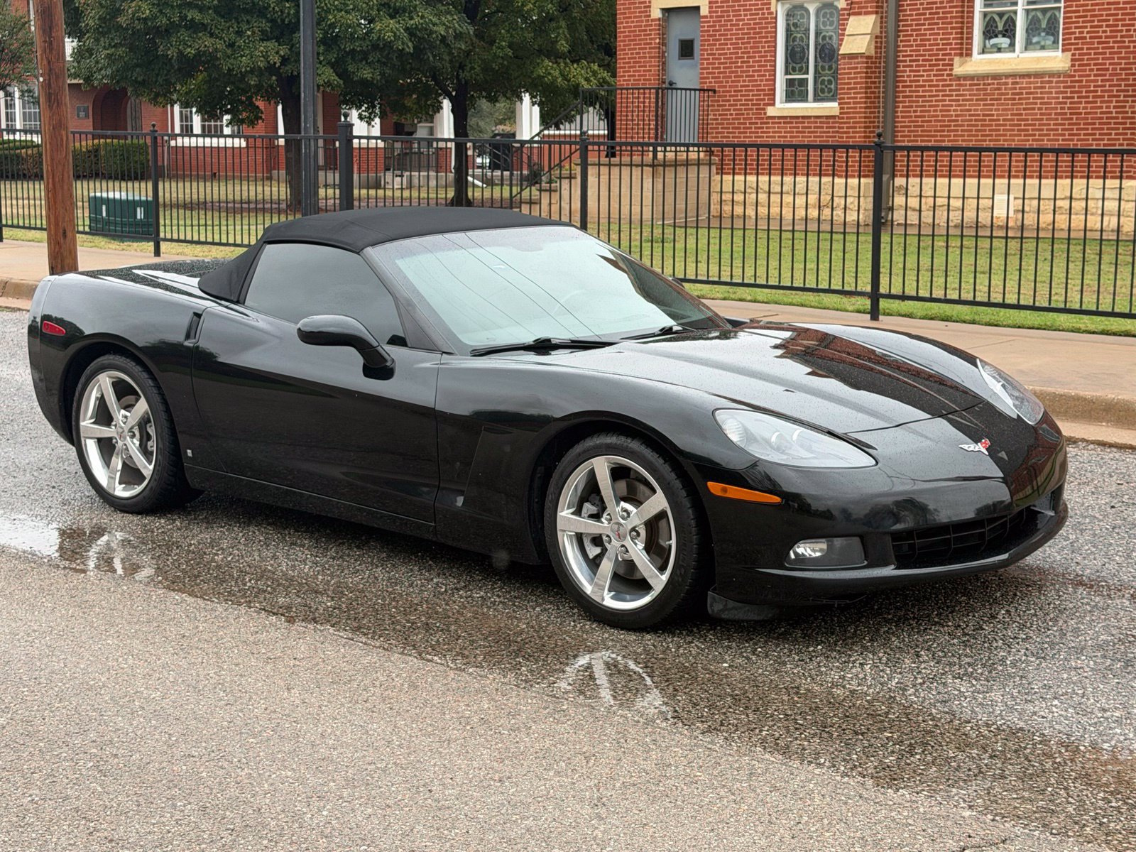 Used 2009 Chevrolet Corvette Convertible RWD image 2