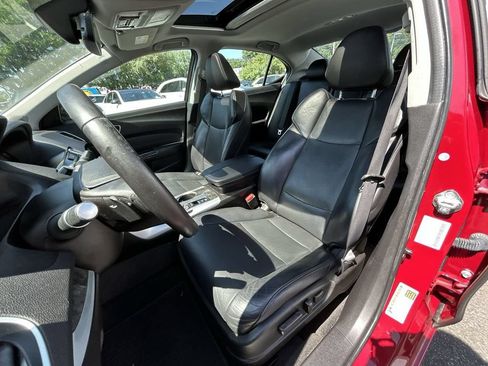 Used 2018 Acura TLX w/ Technology Package FWD image 15