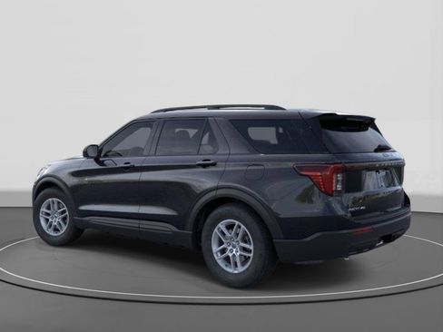 New 2026 Ford Explorer Active RWD image 4