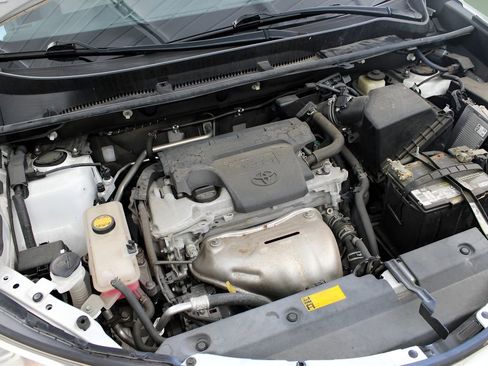Used 2014 Toyota RAV4 Limited FWD image 32