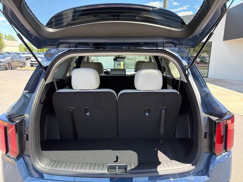 New 2026 Kia Sorento S AWD/4WD image 16