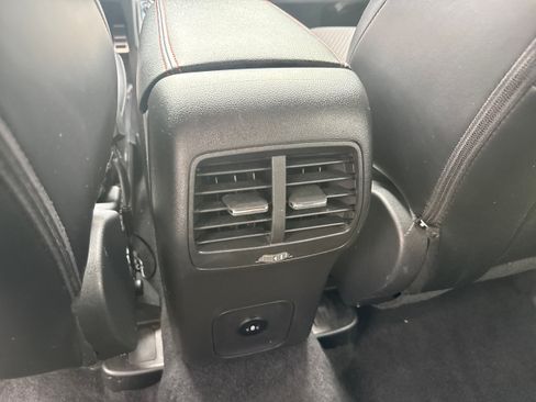 Used 2024 Ford Escape ST-Line FWD image 16