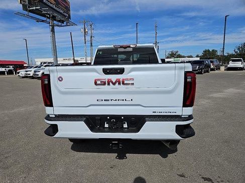 New 2026 GMC Sierra 2500 Denali w/ Denali Reserve Package image 4