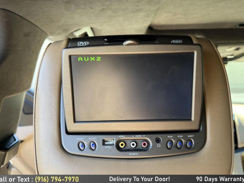 Used 2018 Cadillac Escalade ESV Platinum image 32