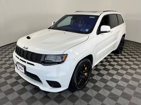 Used 2018 Jeep Grand Cherokee Trackhawk AWD/4WD image 5