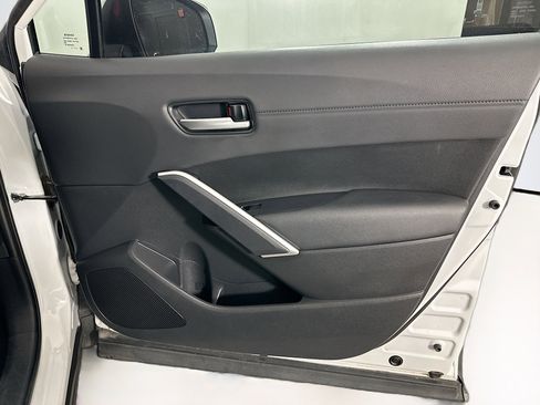 Used 2023 Toyota Corolla Cross XLE w/ Convenience Package image 32