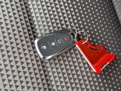 Used 2024 Chevrolet Trax LT w/ Driver Confidence Package image 29