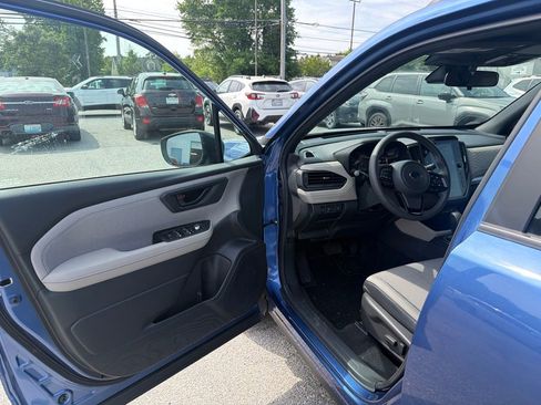 Used 2026 Subaru Forester Premium AWD/4WD image 14