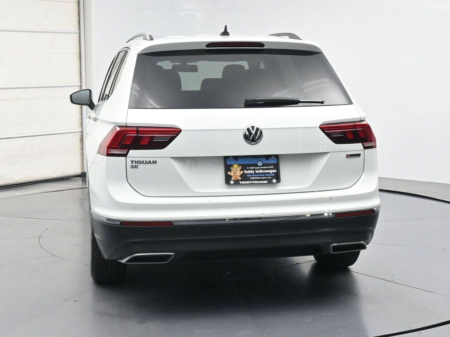 Used 2020 Volkswagen Tiguan SE w/ Panoramic Sunroof Package AWD/4WD image 20