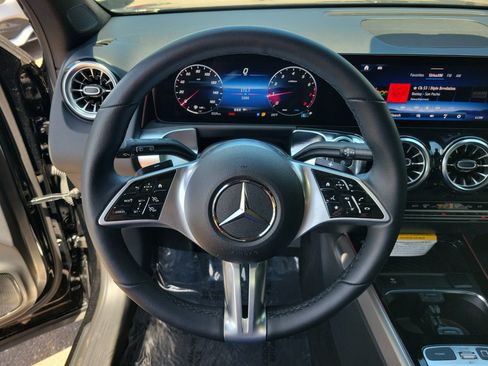 Certified 2026 Mercedes-Benz GLB 250 image 24