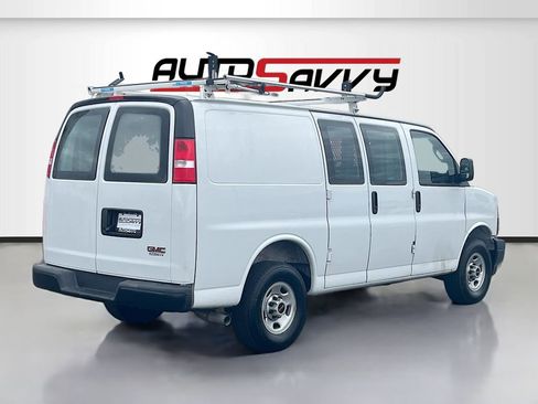 Used 2025 GMC Savana 3500 w/ Driver Convenience Package RWD image 7