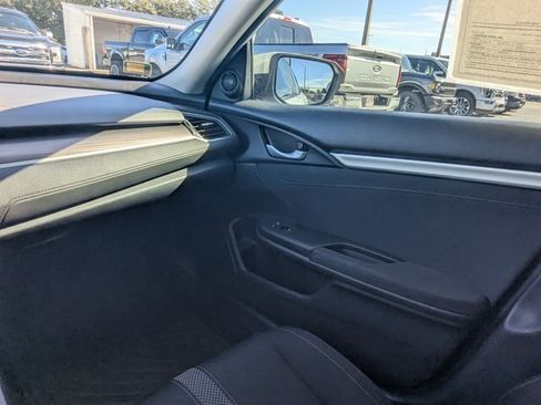 Used 2019 Honda Civic EX image 14