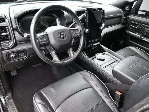 Used 2024 RAM 2500 Limited AWD/4WD image 22