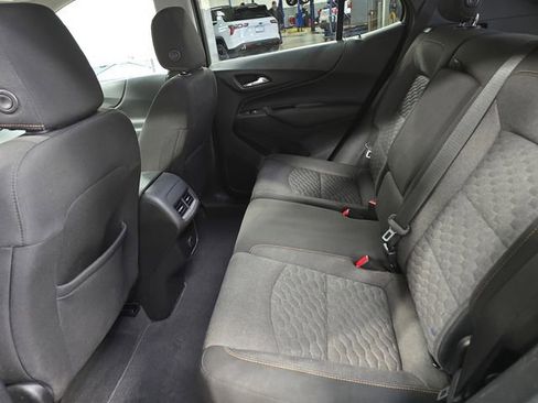 Used 2018 Chevrolet Equinox LT image 15