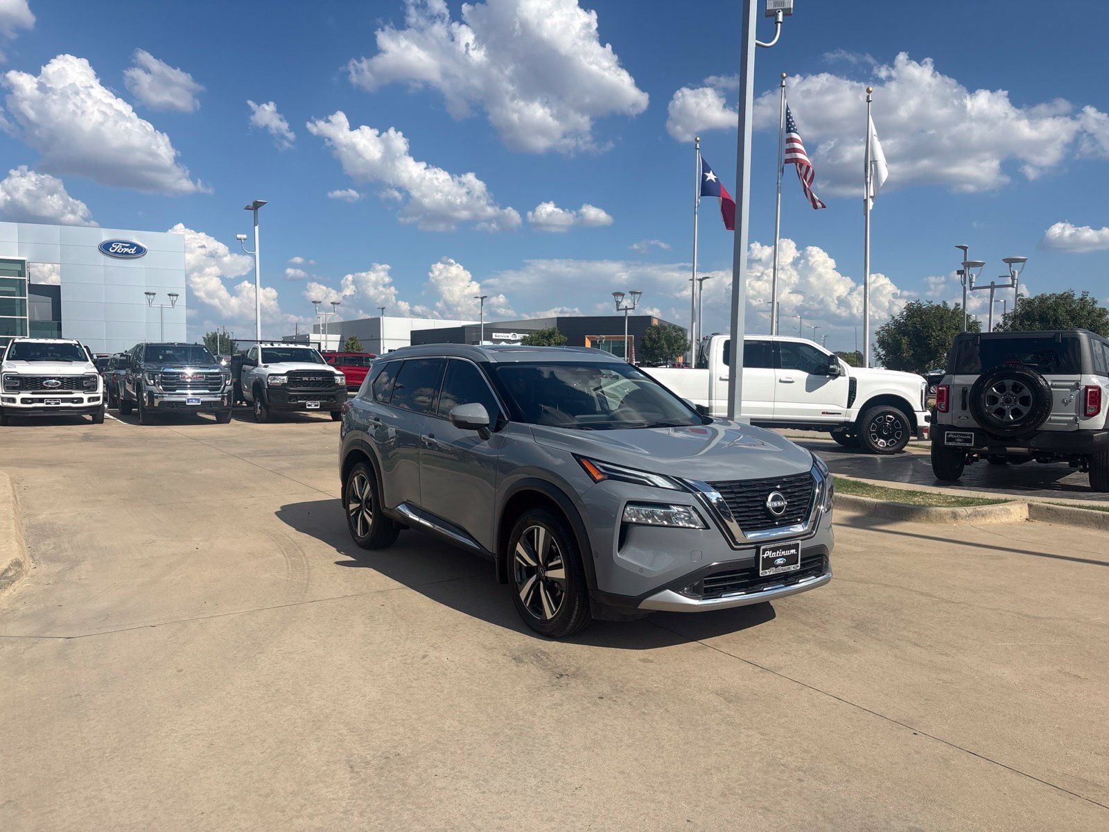 Used 2022 Nissan Rogue Platinum w/ Head-Up Display Package FWD image 8